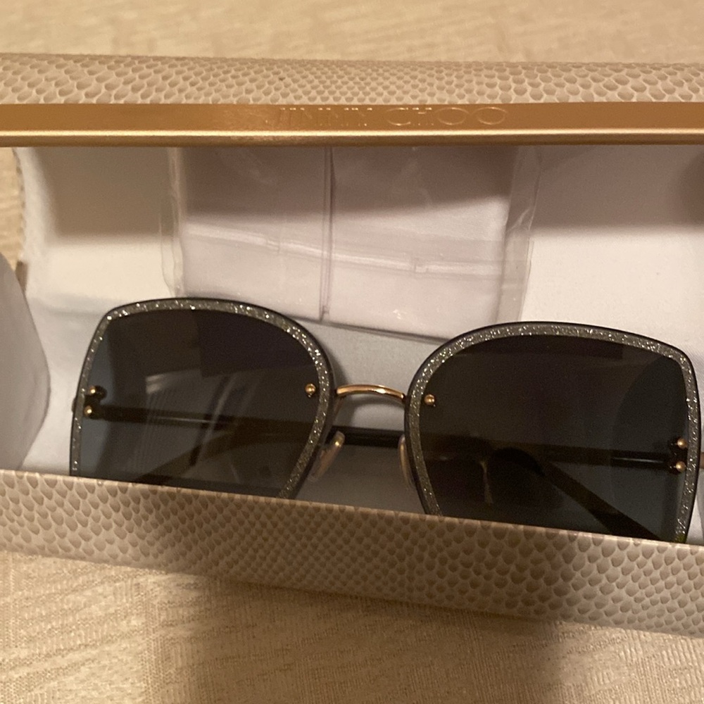 Sunglasses - Picture 6 of 6
